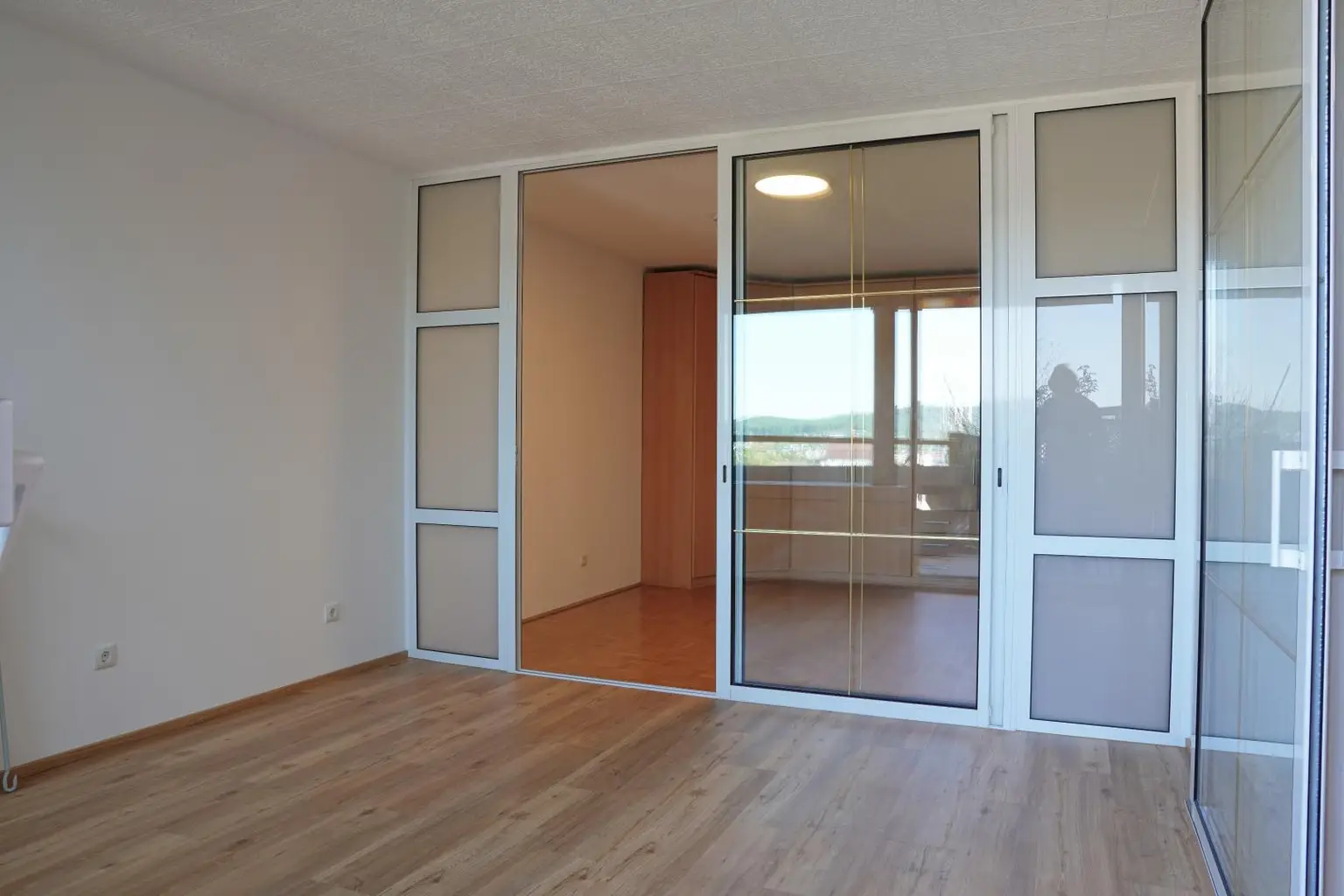 2.-3.Zi.-Wohnung (ca. 66m²) mit Balkon/Loggia und TG Abstellplatz