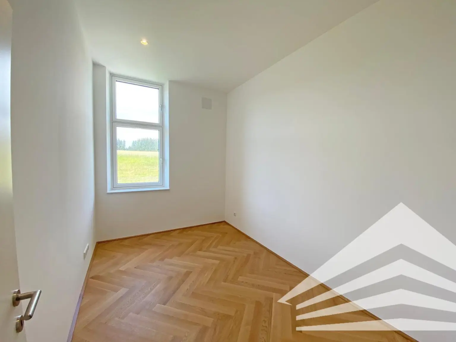 Kinderzimmer / Homeoffice