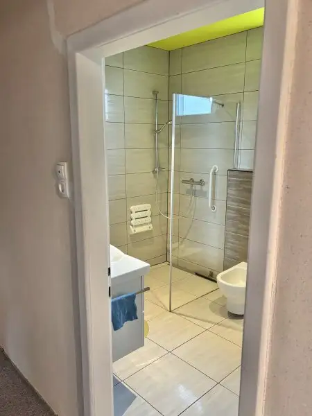 "" RAUMWUNDER "" Neuberg - Bezugsbereiter Familienhit mit ausreichend Platz und tollem Grundstück !!