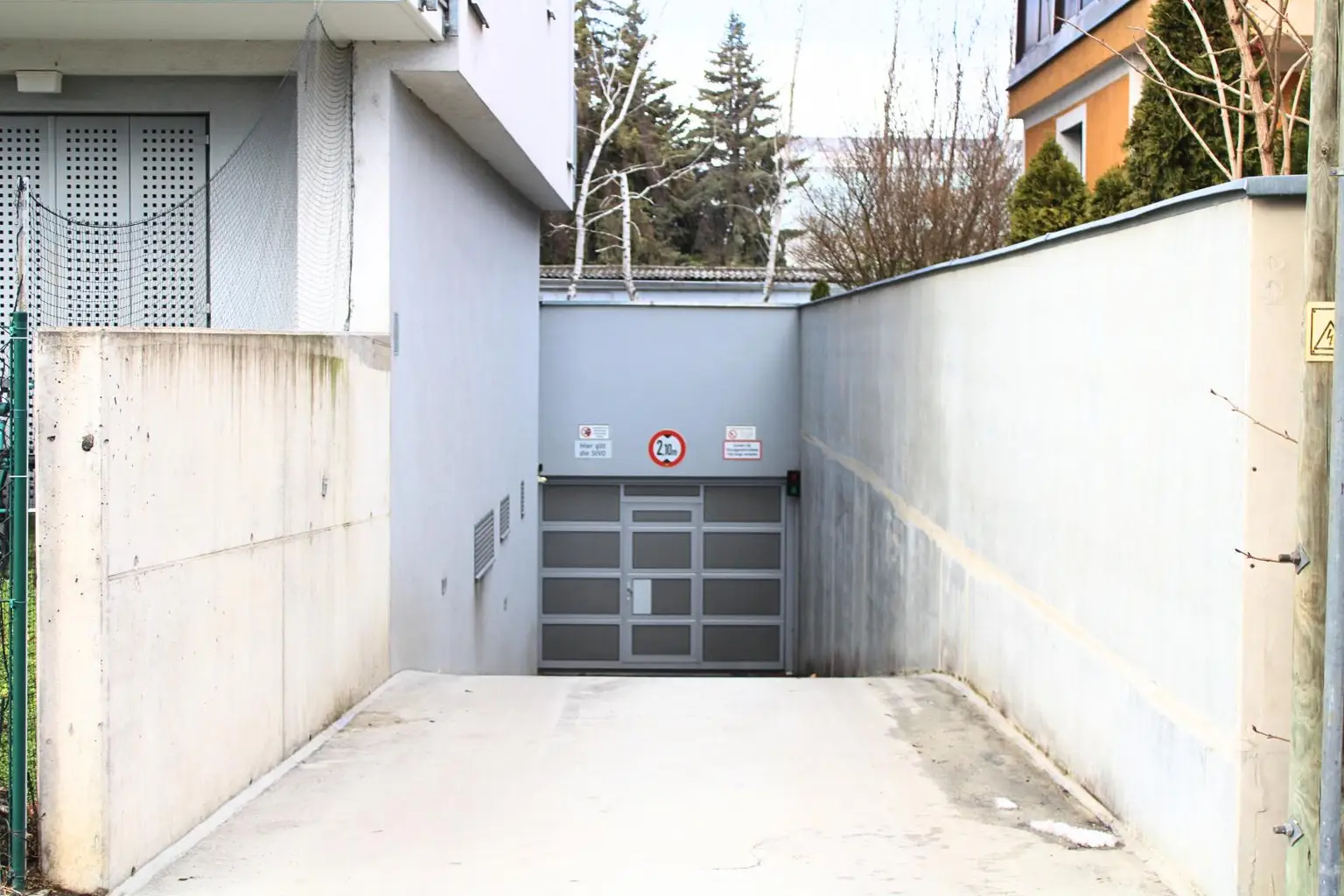 10_Garageneinfahrt