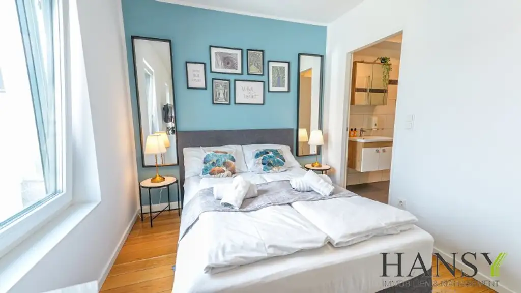 Charmantes vollmöbliertes Dachgeschoss-Studio mit Lift, Terrasse und Weitblick!