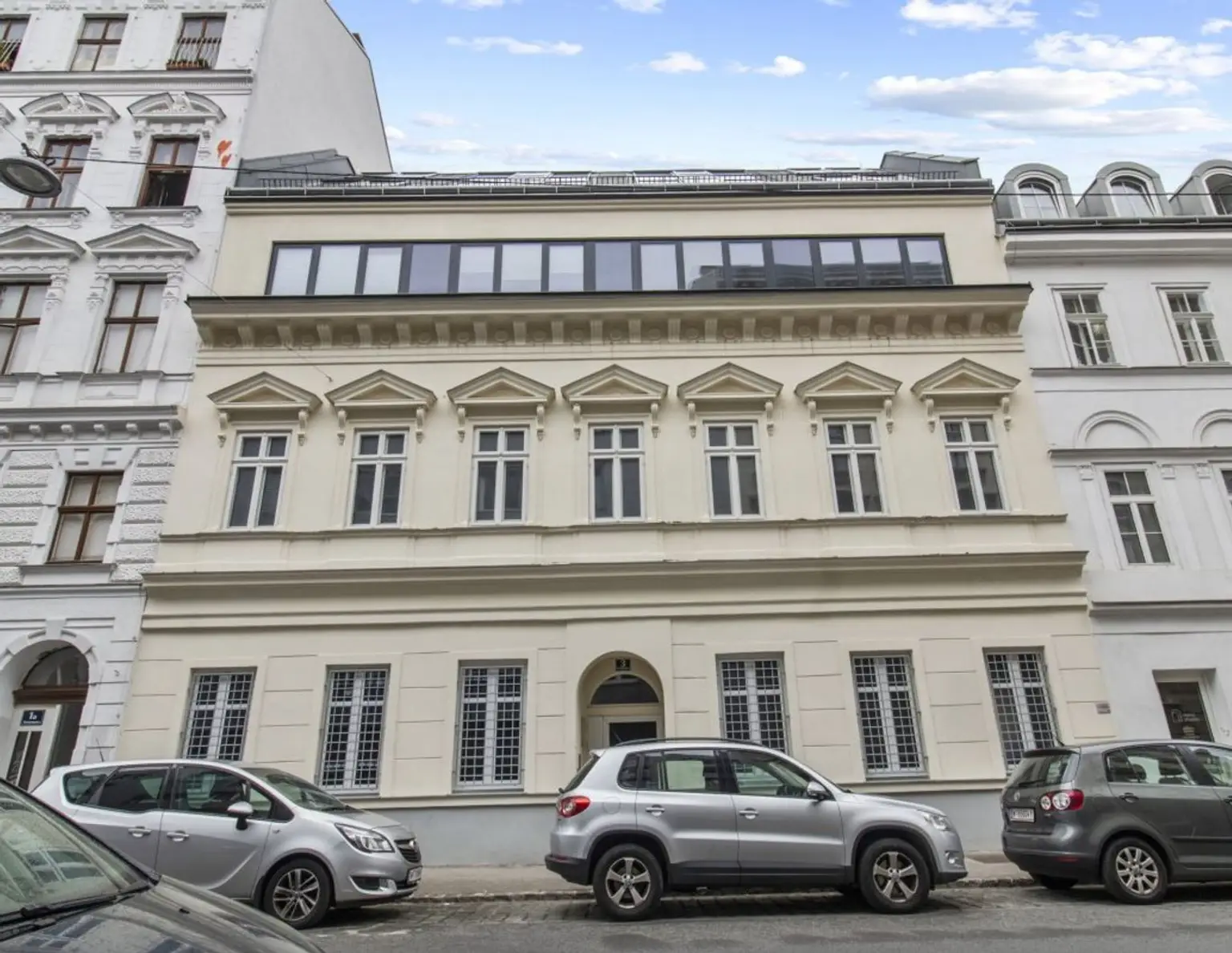 ++ CITY-LUXUS in 1070 ++ HOCHWERTIGE WOHNUNG mit LOGGIA & STIL