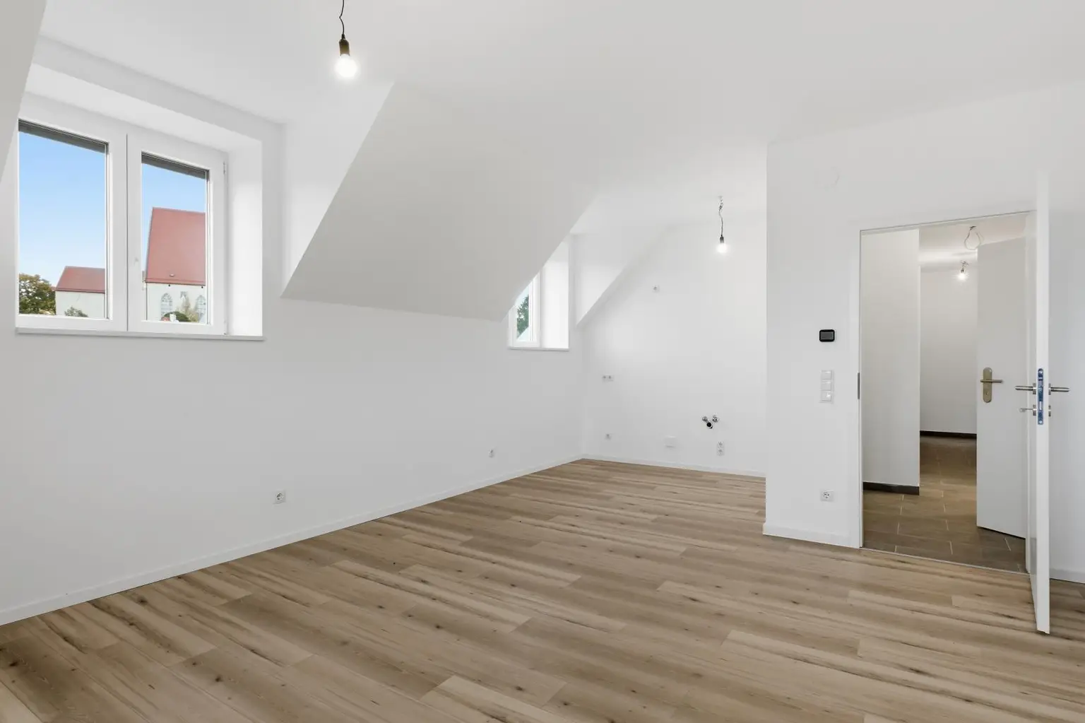 ERSTBEZUG NACH SANIERUNG - 4 Zimmer Dachgeschoss-Wohnung in Eggenburg!