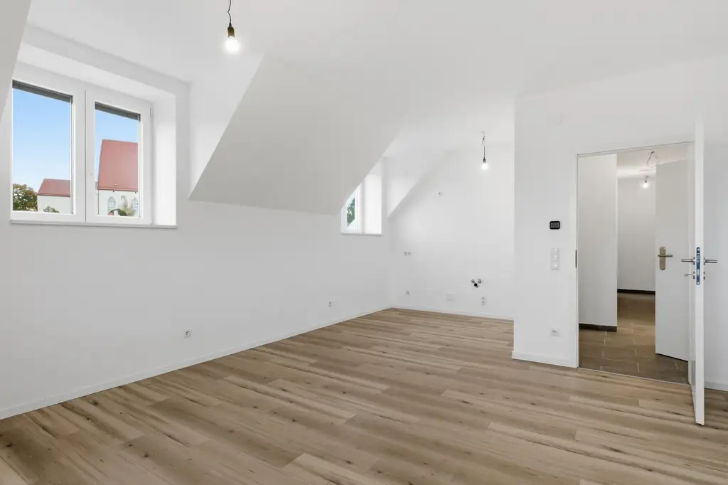 ERSTBEZUG NACH SANIERUNG - 4 Zimmer Dachgeschoss-Wohnung in Eggenburg!