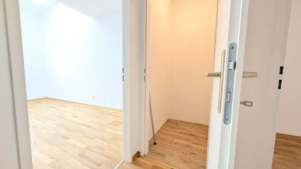 NETTES 3 ZIMMERAPARTMENT IM SPECKGÜRTEL VON WIEN - 35 ÖFFI-MINUTEN BIS WIEN ZENTRUM