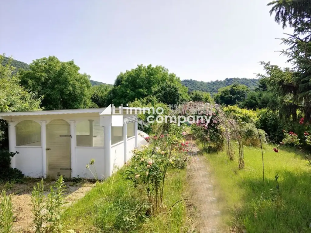 Entzückendes  komplett saniertes Kleingartenhaus auf Eigengrund mit wunderbarem Garten in Ruhelage