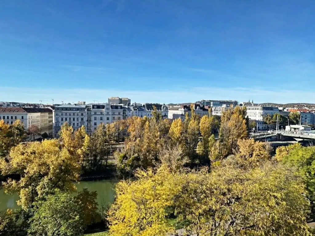 ERSTBEZUG, DACHGESCHOSS, klimatisierte 82 m2 Neubau mit Balkon, Wohnküche, 2 Zimmer, Wannenbad, Parketten, Augarten