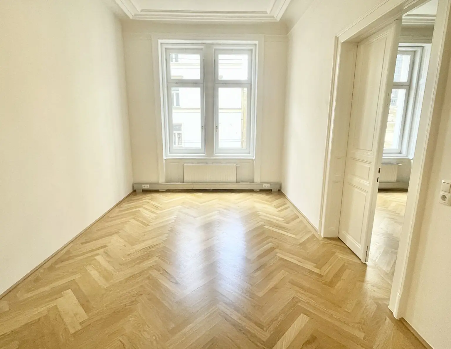 Sanierte Bürofläche in der Herrengasse zu mieten!