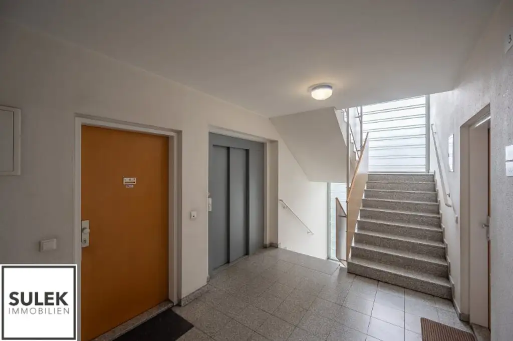Gut geschnittene 4-Zimmer-Neubauwohnung mit großer Loggia - teilmöbliert - sofort beziehbar!