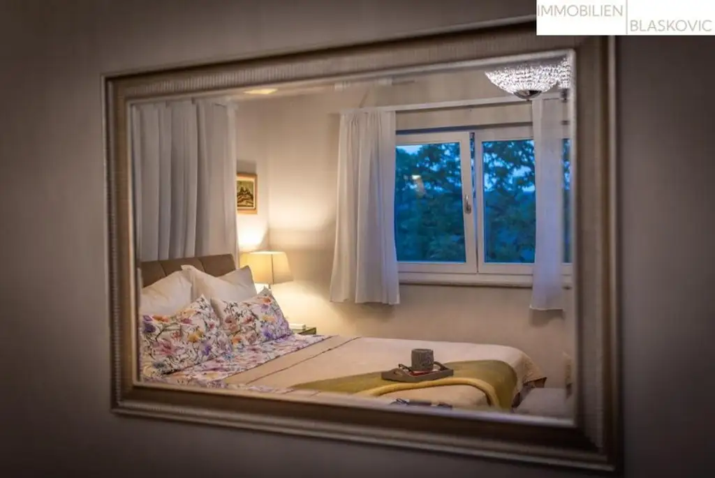 Charmante Villa im Grünen mit fabelhafter Aussicht in die Natur