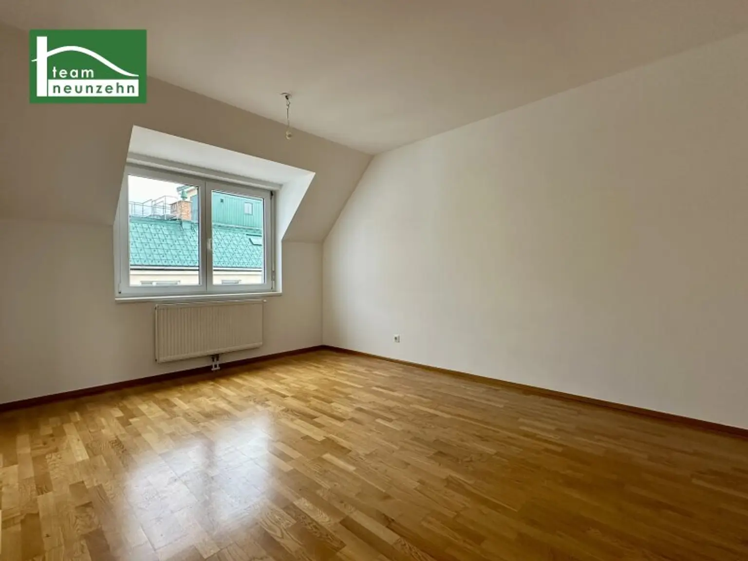 Attraktive 3-Zimmer-Dachgeschosswohnung mit Balkon in Ruhelage in 1190 Wien! - JETZT ZUSCHLAGEN