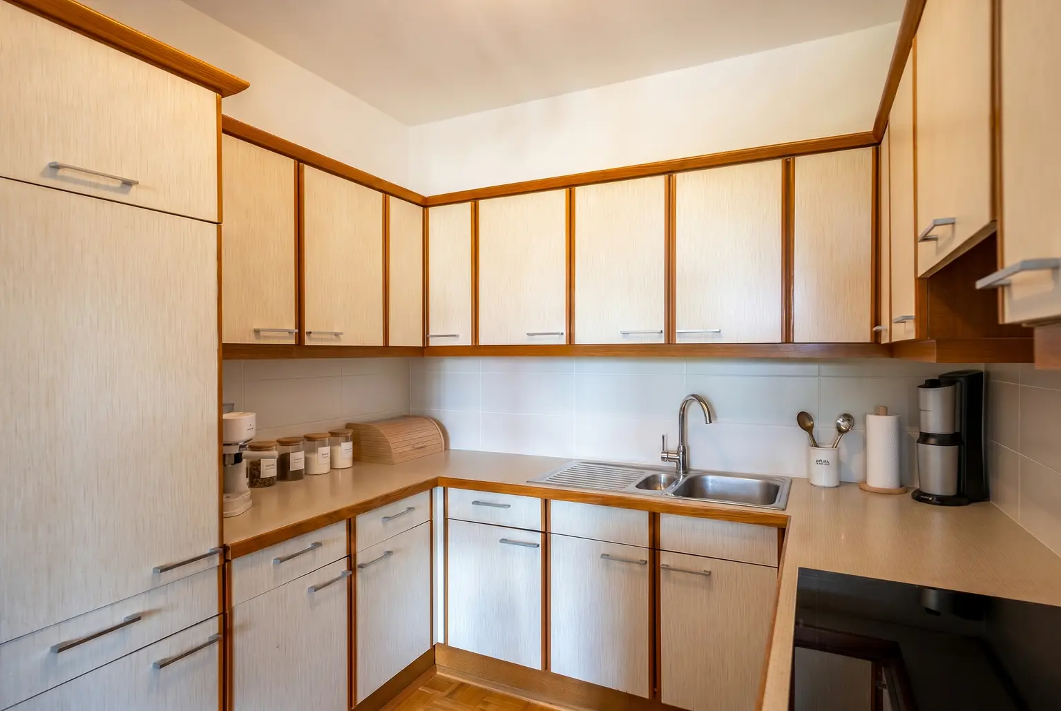 ** Gepflegte 2 Zimmerwohnung Mietwohnung im Grünen ! **