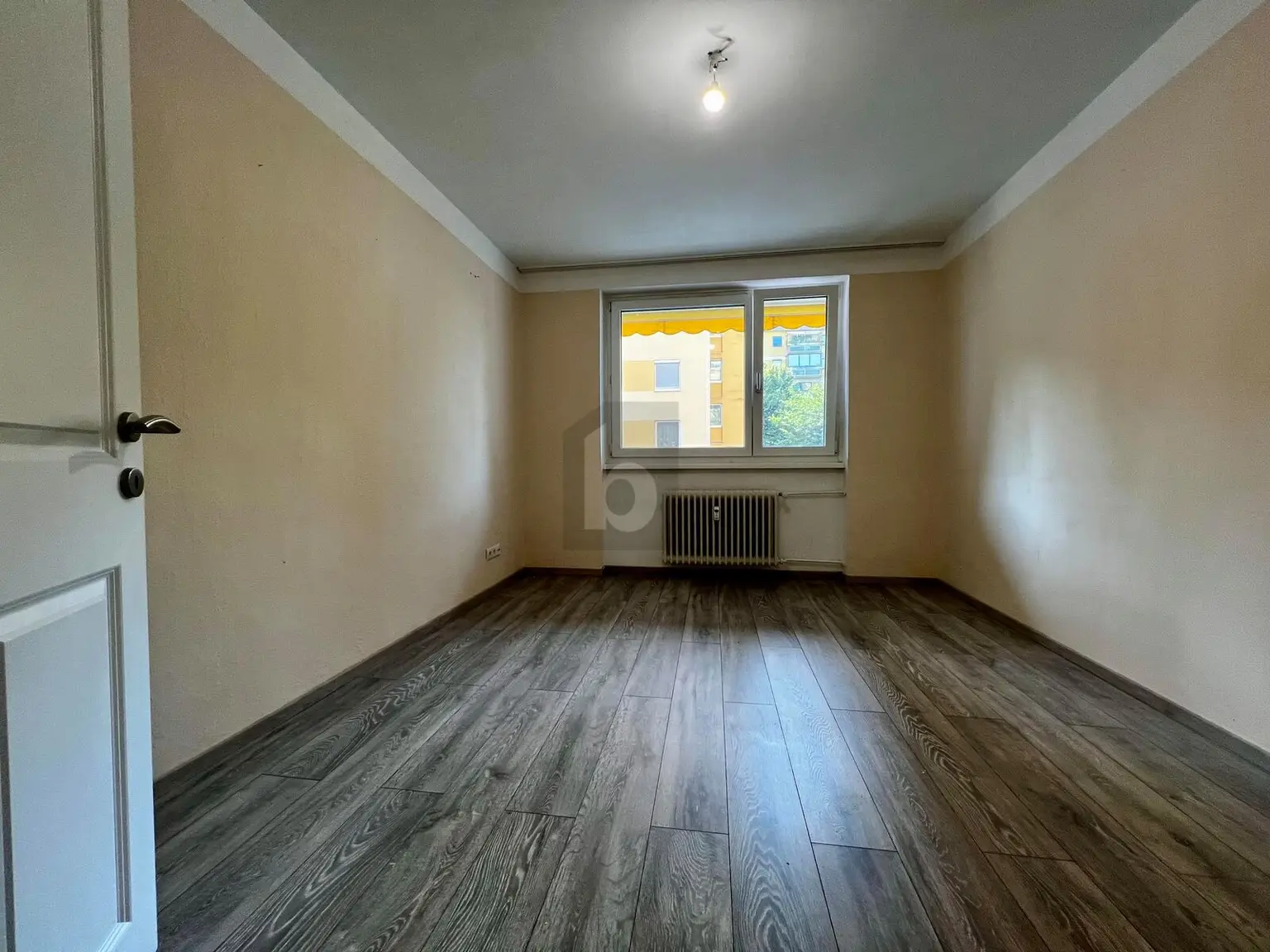 PREISWERT WOHNEN NAHE DER SALZACH MIT BALKON!
