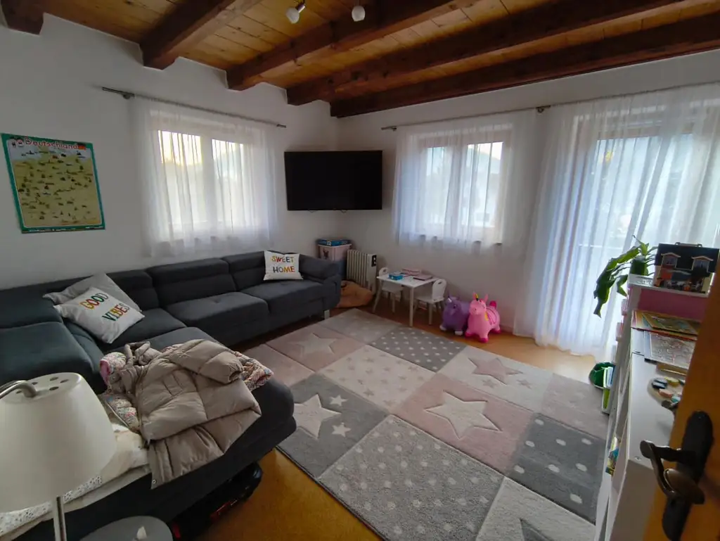 Großzügiges Zweifamilienhaus mit Bergblick in Ruhpolding