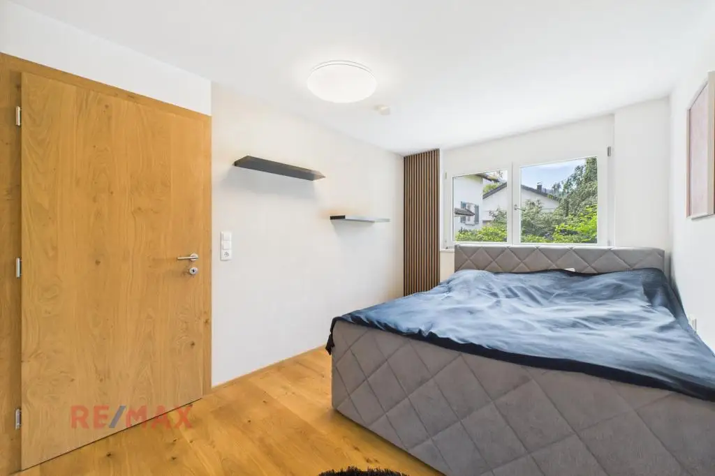 Moderne Wohnung mit Sonnenterrasse und eigenem Gartenbereich