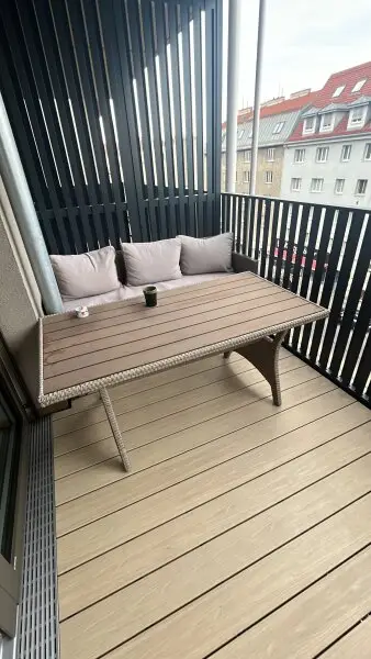 Pauschalmiete inklusive Warmwasser, Heizung & Kühlung - Moderne 2-Zimmer-Wohnung mit großzügigem Balkon und stilvoller Ausstattung