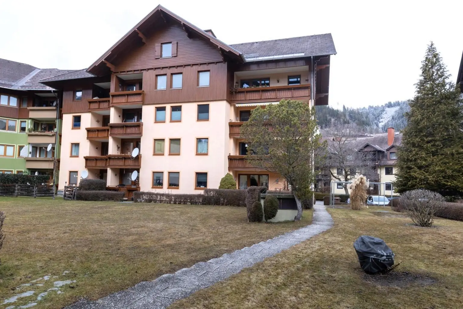 Mehrparteienhaus Ansicht Süd