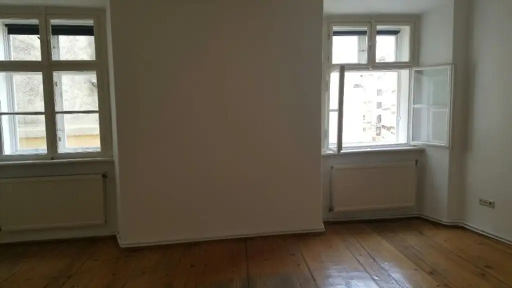 Kunst, Kultur, Citylife - charmante 3-Zimmer-Altbauwohnung bei Schwedenplatz!