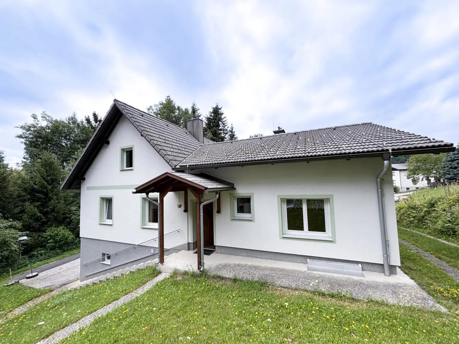 [06527] Haus mit Stall & Stauraum in Ruhelage
