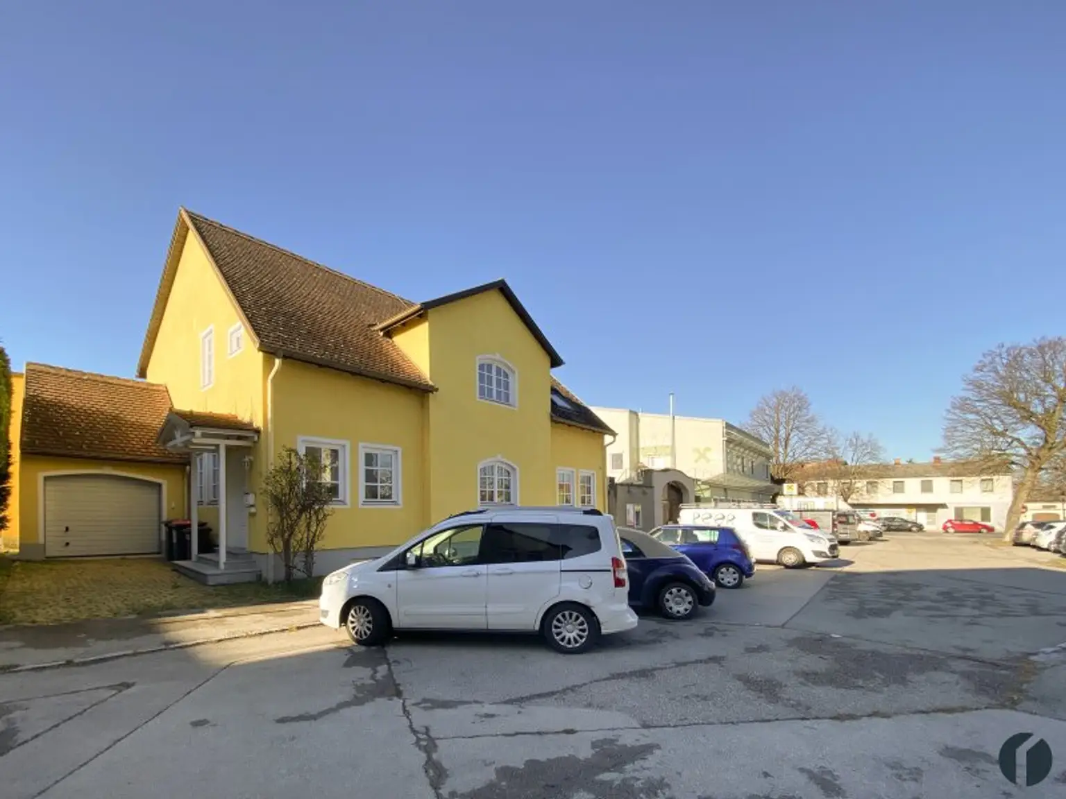 Elegantes Einfamilienhaus in Zeiselmauer mit Garten, Garage und Wellnessbereich