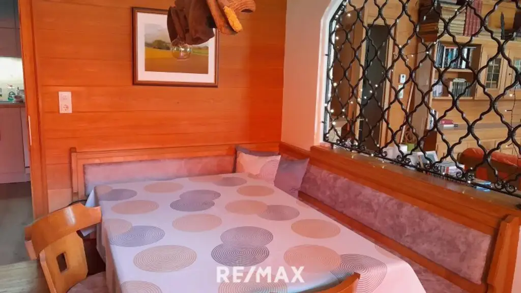 EINFAMILIENHAUS MIT ZWEITWOHNSITZWIDMUNG