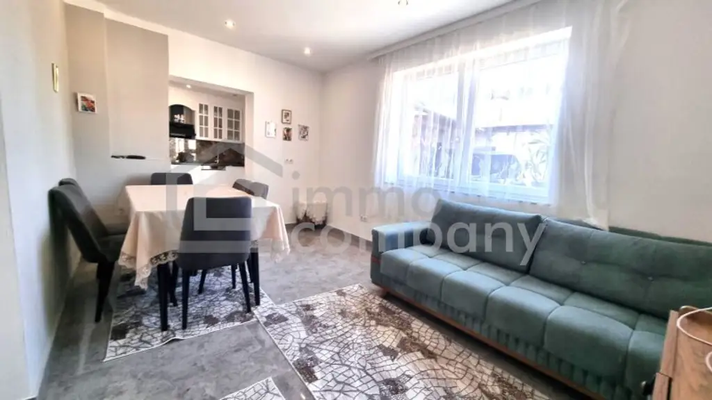 WIE NEU!! Komplett saniertes Einfamilienhaus mit Charme und viel Platz