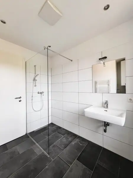 Sulz im Wienerwald- moderne Dachgeschosswohnung am Speckgürtel von Wien!