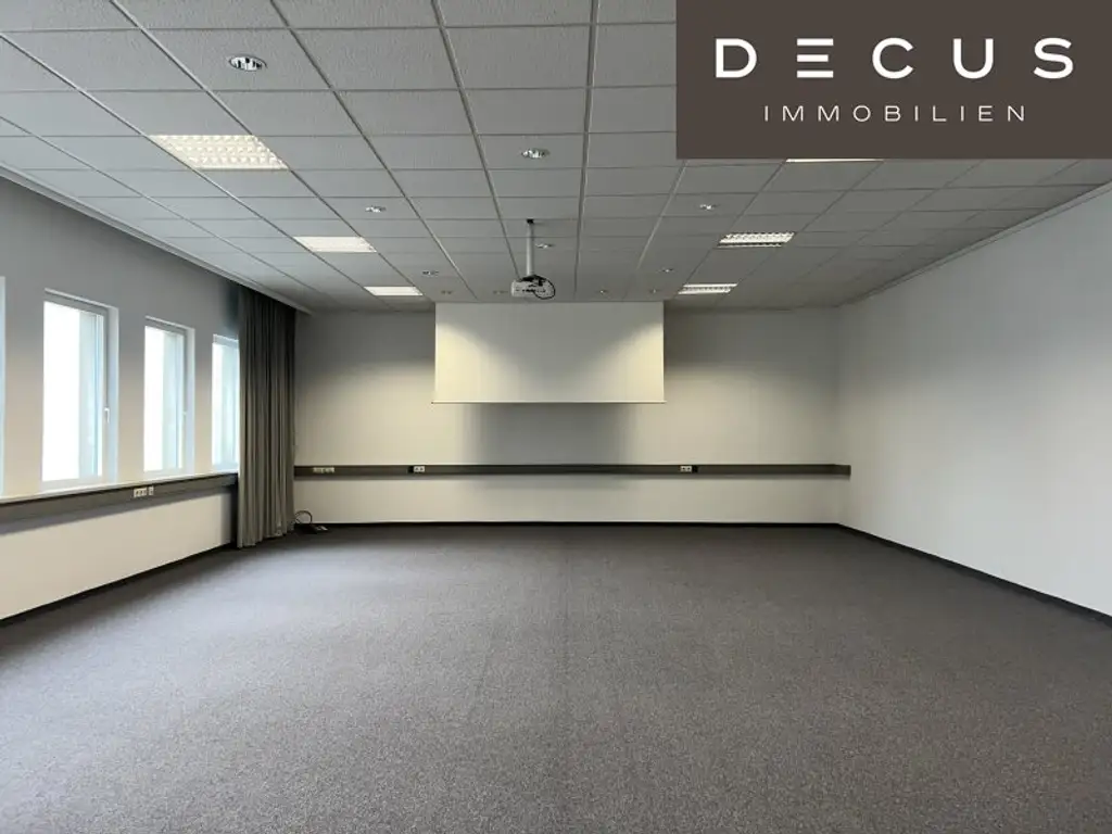 + + + BETRIEBSOBJEKT KNOTEN INZERSDORF + + + BÜRO und LAGER ca. 2.100 m² zzgl. Abstellfläche + + +