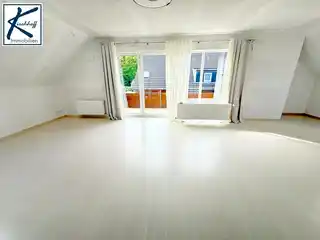 Wohn-Schlafbereich DG links