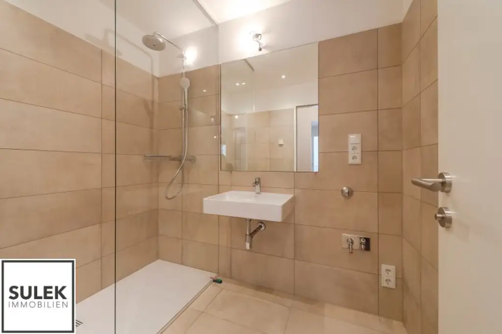 Margartetenstraße: ruhige Neubauwohnung - ideale 2er WG Wohnung mit Balkon - ab