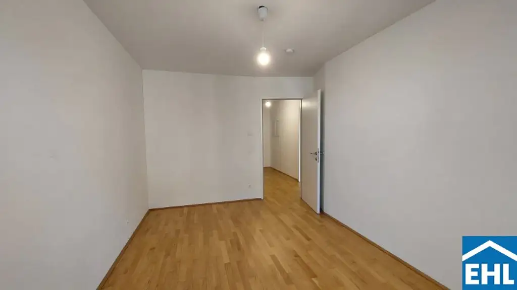 Ideal geschnittene 2-Zimmer Wohnung mit Loggia in U-Bahn-Nähe bei der Messe Wien!