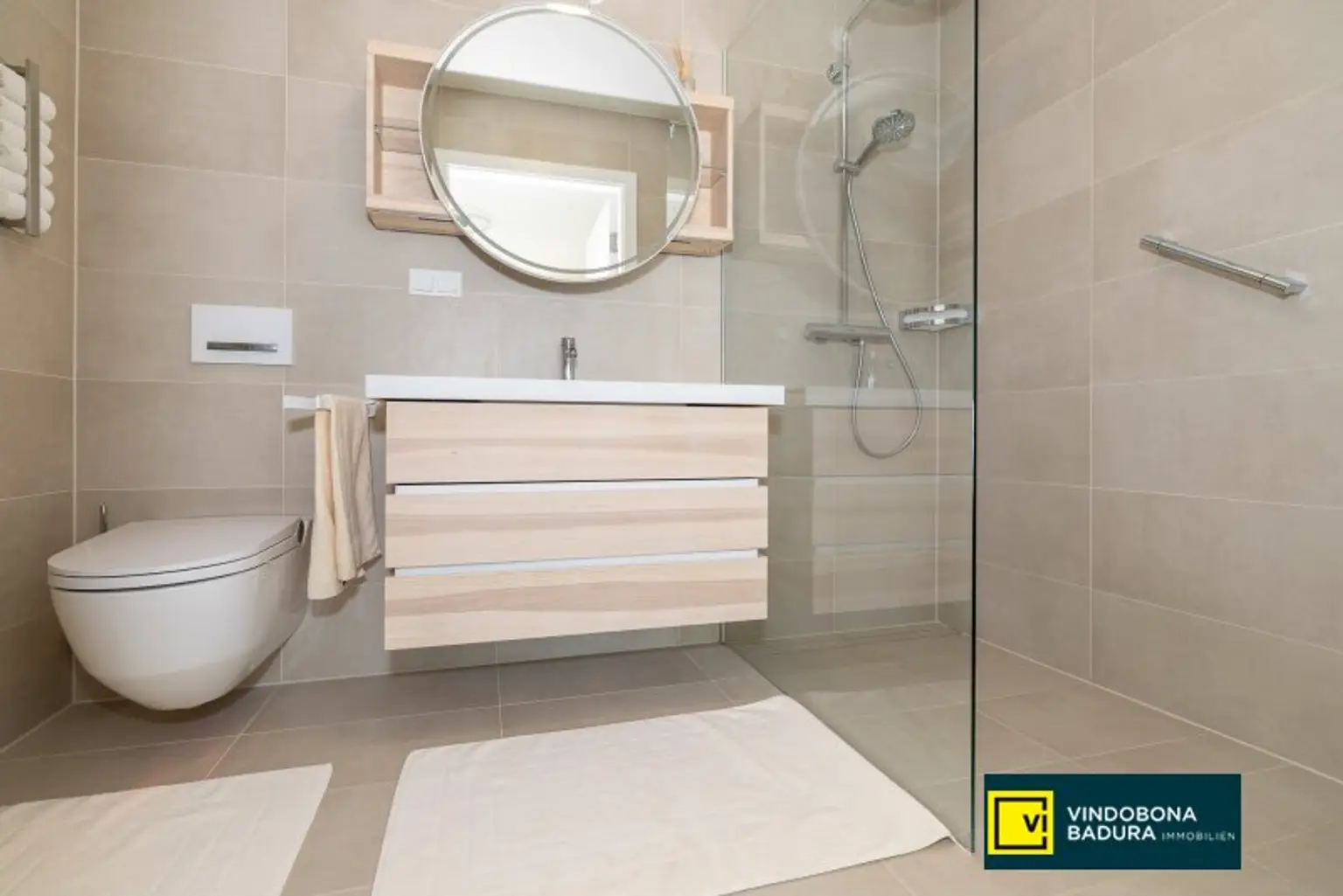Wohnjuwel in Hietzing: Großzügige 5-Zimmer Wohnung mit Balkonterrassen, Fernblick & Garagenplatz
