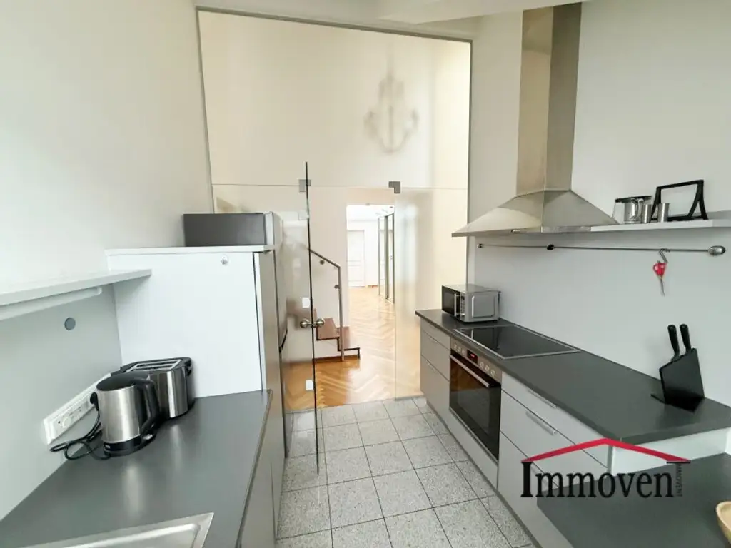 INNENSTADTLAGE - Einzigartiges Büro mit Dachterrasse bei der Wiener Oper!