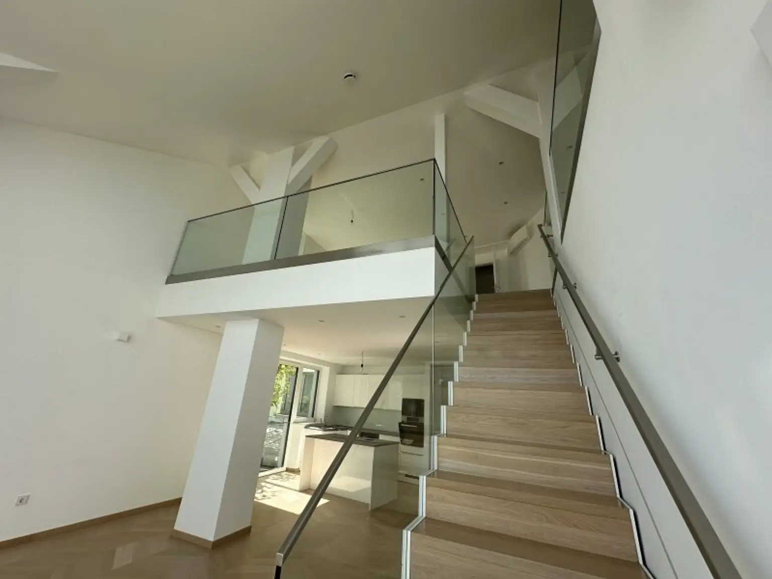 Gonzagagasse: moderne 4-Zimmer-Maisonette mit Freifläche: Leben im City-Center!