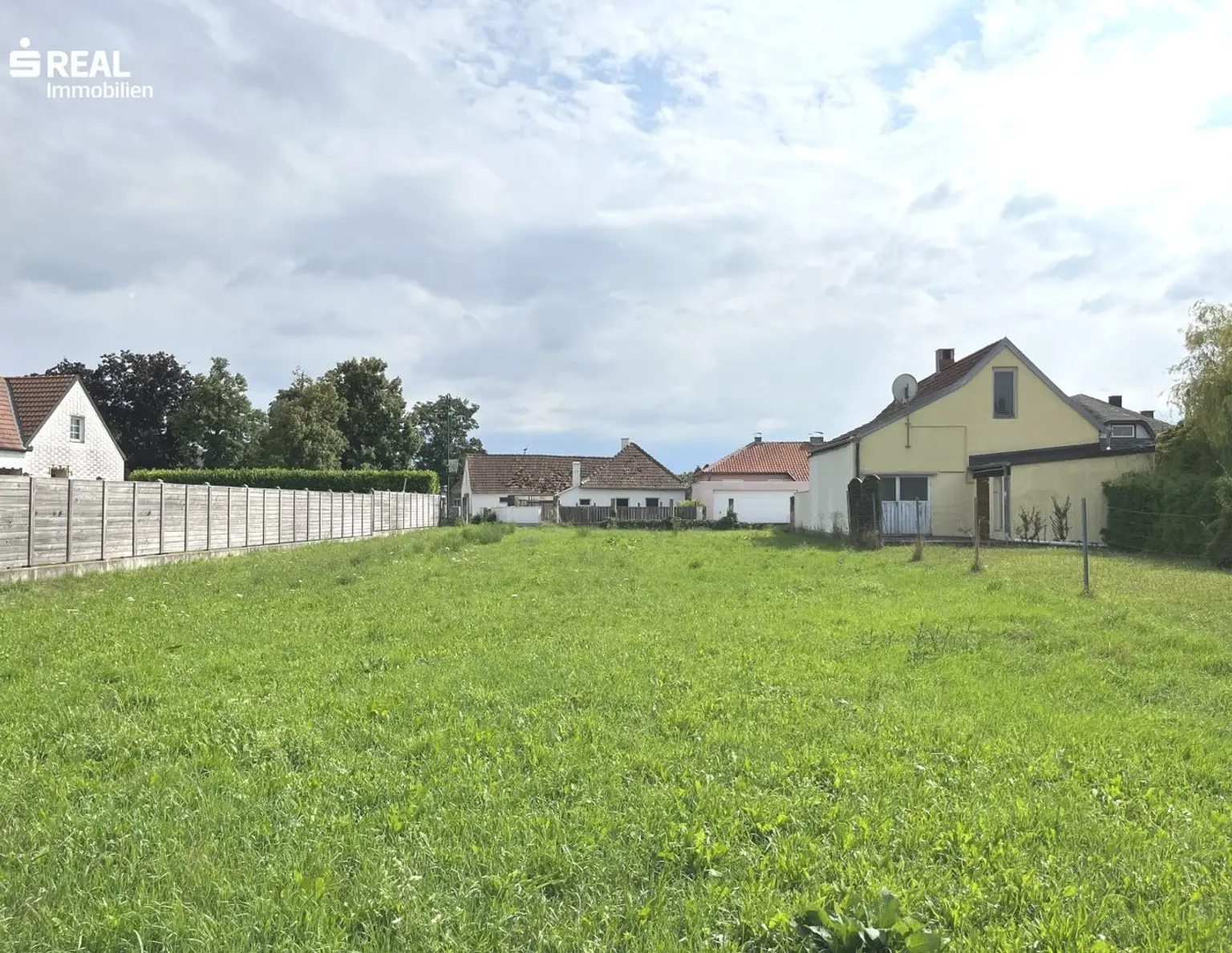 2.110 m² großes Baugrundstück in Erpersdorf an der Donau