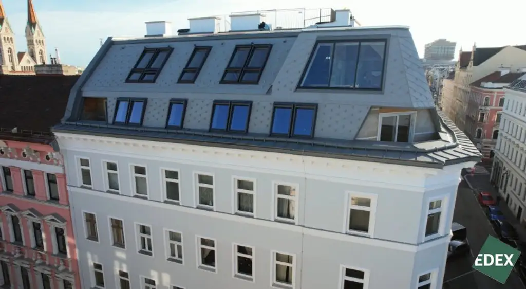 ERSTBEZUG | Traumhafte 2-Zimmer DG-Wohnung mit Loggia & Terrasse in den ruhigen Innenhof