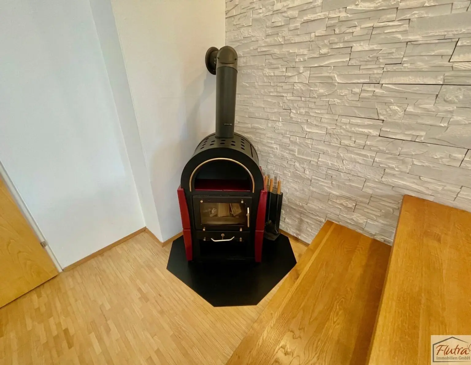 Moderne 3-Zimmer Dachgeschosswohnung mit Terrasse in Thalheim bei Wels!