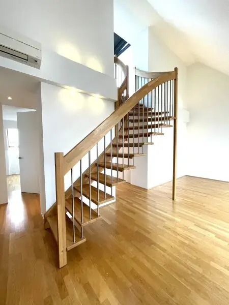 Sonnige 3,5-Zimmer Dachgeschoßwohnung mit Terrasse zu kaufen