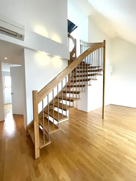 Sonnige 3,5-Zimmer Dachgeschoßwohnung mit Terrasse zu kaufen