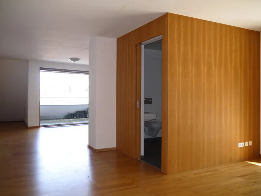 LOFT MIT PRIVATER TERRASSE NÄHE STEPHANSPLATZ