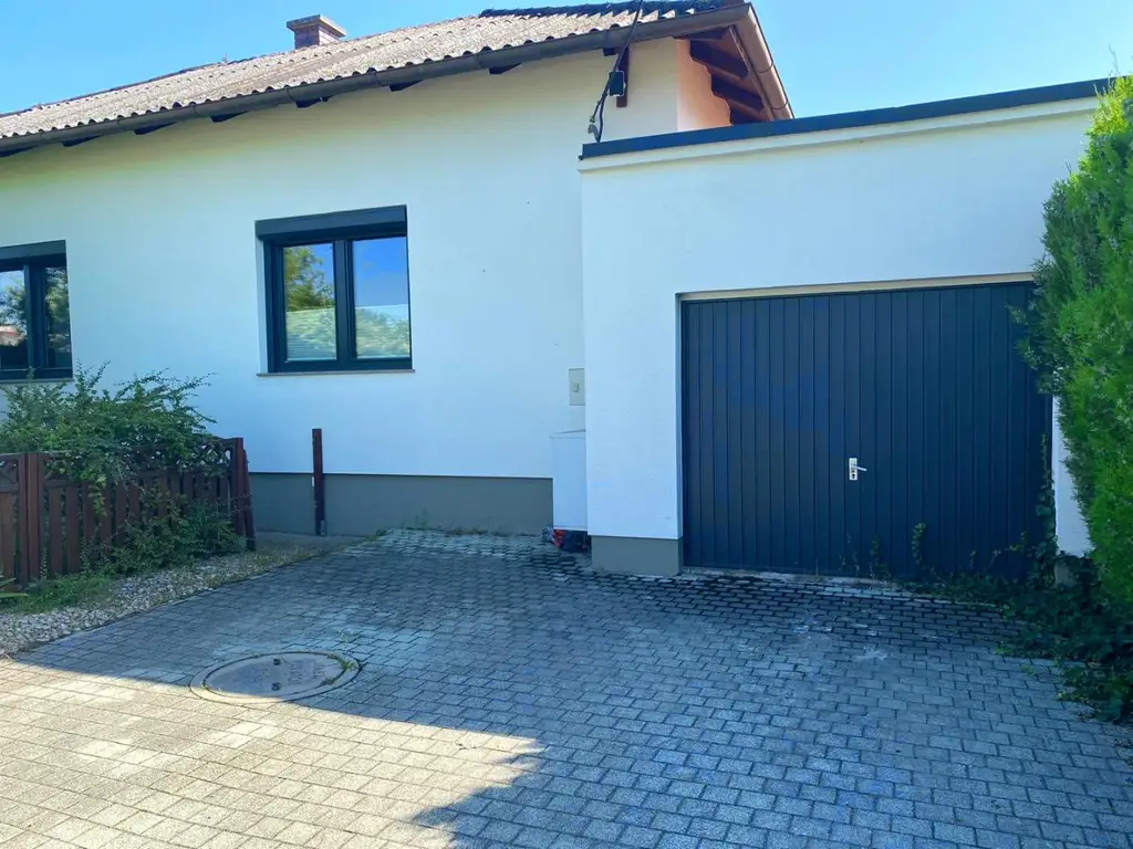 Hier zieh ich ein -  Einfamilienhaus mit großem Garten in Kottingbrunn!
