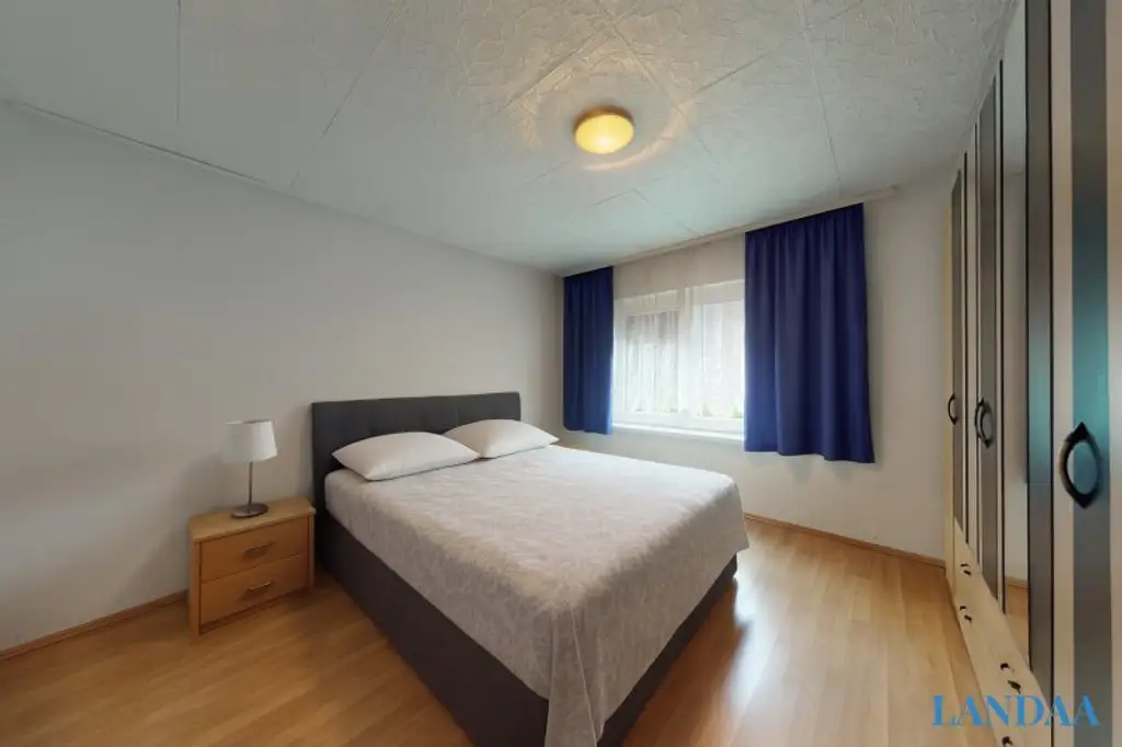 Einfamilienhaus im Grünen