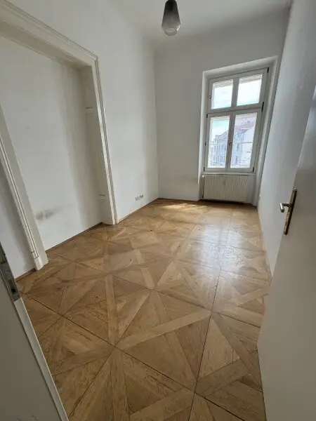 Mietwohnung ca. 178m2 in Top-Lage in Graz! ***Für Wohngemeinschaften bestens geeignet***