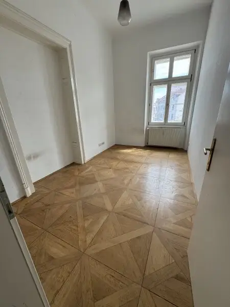 Mietwohnung ca. 178m2 in Top-Lage in Graz! ***Für Wohngemeinschaften bestens geeignet***