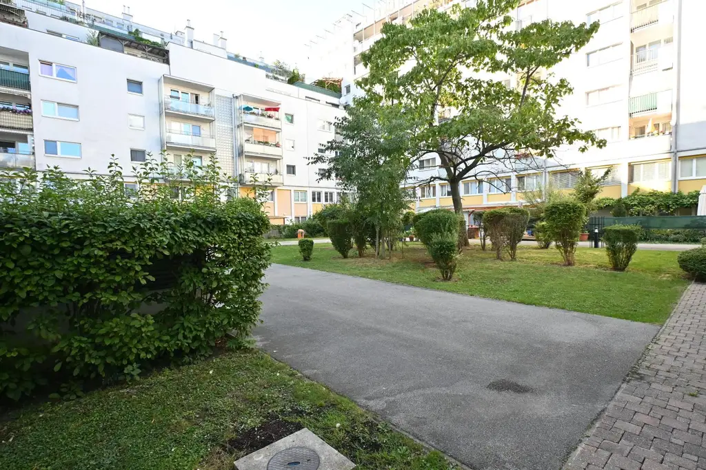 " ++ GartenParadies ++"
