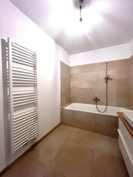 Sehr schöne Familienwohnung mit Terrasse und  großer Gartenfläche (T 1.3 /  EG)