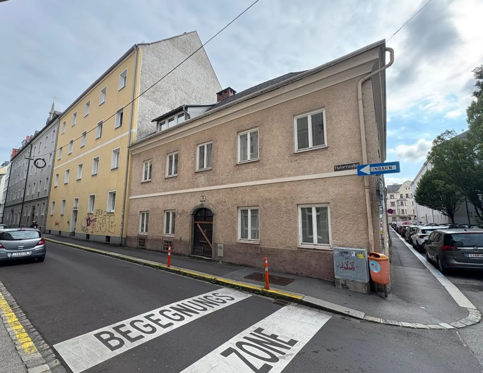 Bauträger - Wohnhaus mit 11 Wohnungen - baugenehmigt !