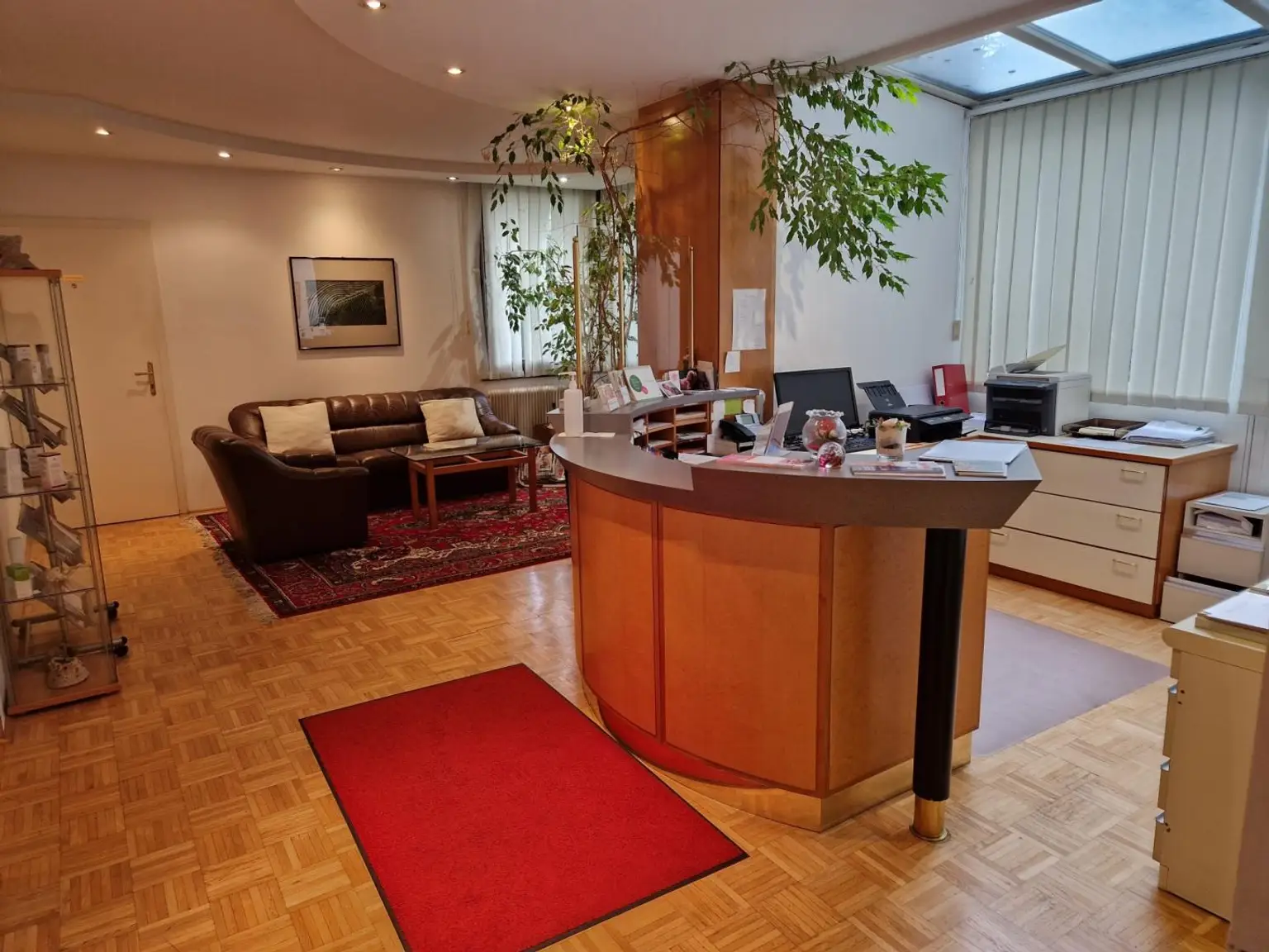 Wohnung mit Praxisgenehmigung und Terrasse in der Terrassenhaussiedlung Graz – vielseitig nutzbar mit Tiefgarage