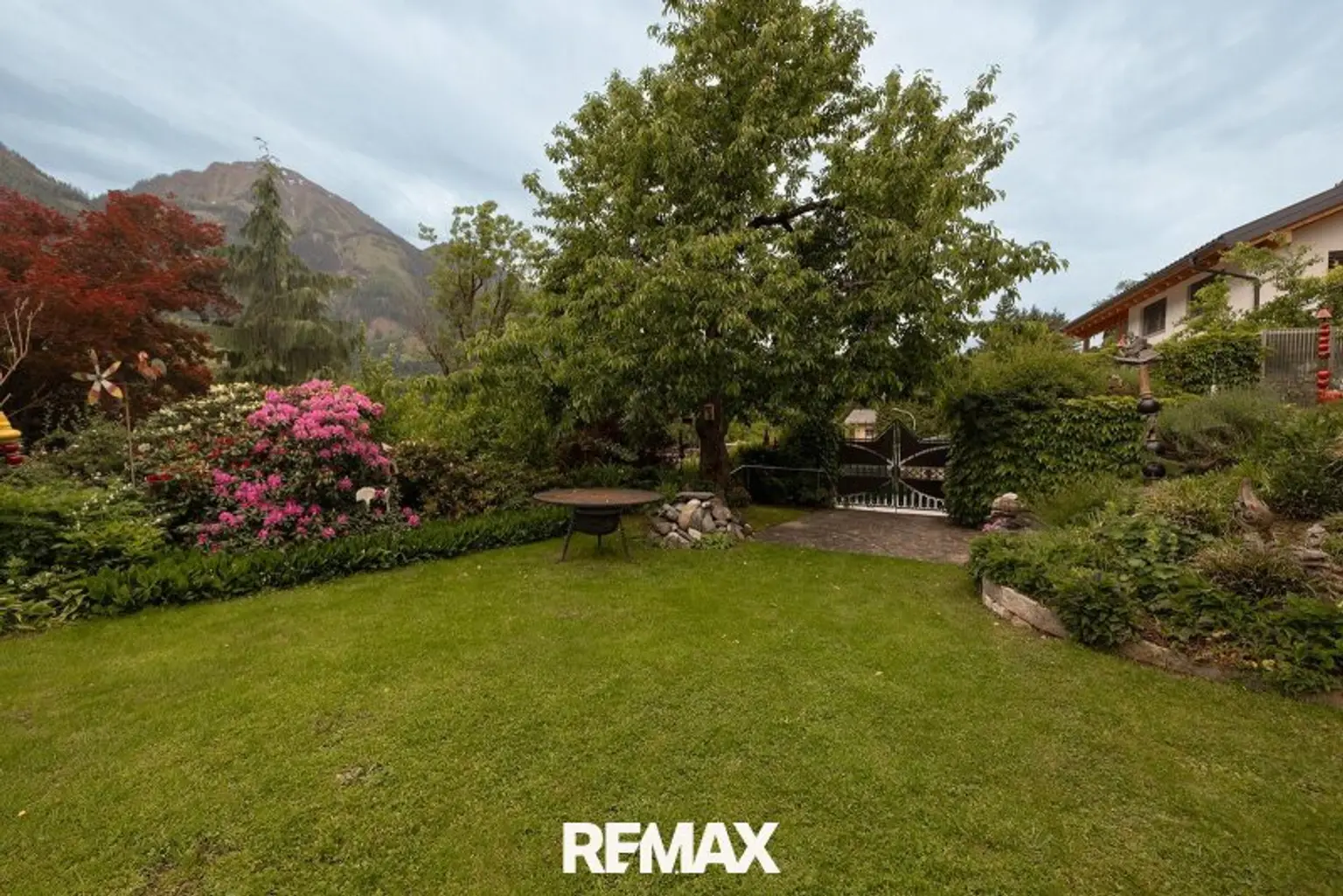 Bäume mit Garten