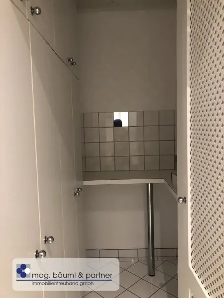Ruhige , moderne  2 Zimmer für Single und Paare